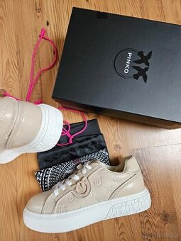 Pinko sneakers vel.40 nové original
