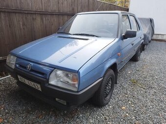 Škoda Favorit 135 LXI