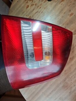 Pravé zadní světlo octavia 2 liftback