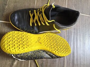 Puma vel. 42 - 1