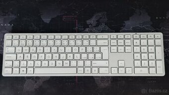 Bezdrátová klávesnice HP 970