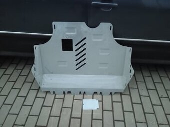 Kryt motoru