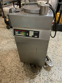 Plnička FREY KOMPAKTA 2 40L, plnička klobás, porcovač, plnič - 1