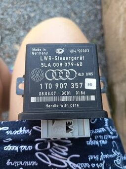 Řídicí jednotka naklápění světel Hella VW,audi