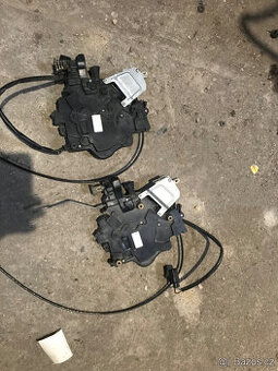 Motor centralu posuvnych dveri Vw T5, Vw caddy