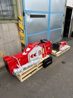 Hydraulické bourací kladivo od Promove Demolition