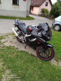 Honda cbr 600 f