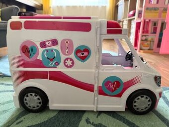 Barbie 2v1 sanitka a ordinace