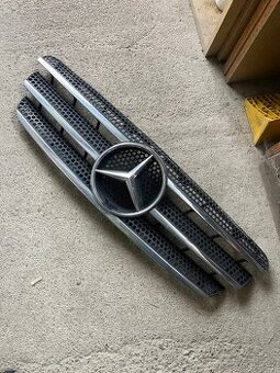 Mercedes w163 přední maska