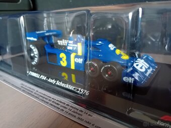 Formule 1   1:24  Premium Collectibles