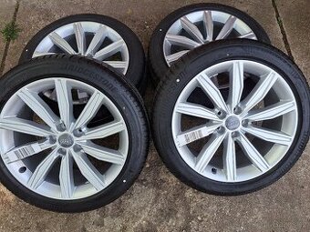NOVÁ 245/45 R19 letní originál Alu sada na Audi A6