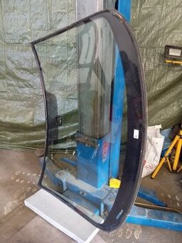 Superb 2 čelní sklo