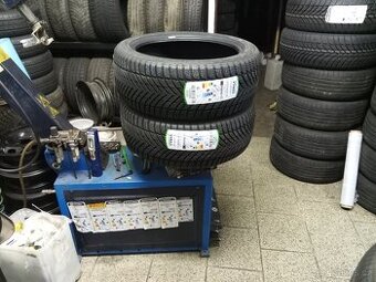 225/45 R18 XL Nové Nokian
