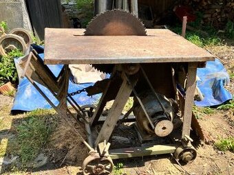 Prodám cirkulárku s kolébkou