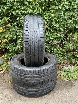 205/60 R16 96H Michelin 3x5mm dot1017 Letní