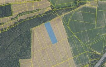 Orná půda v katastru Dlouhá Lhota - 10427 m2