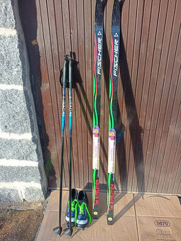 Dětský komplet na běžky.