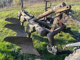 Prodej – Pluh 3-PN-35-M