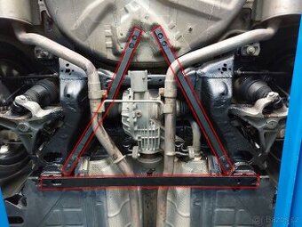 Nové výztuhy zadní nápravy Jaguar XF X250 s montáží