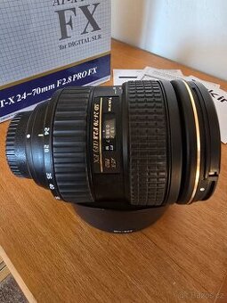 Tokina AT-X 24-70 mm f/2.8 Pro FX. (Nikon)