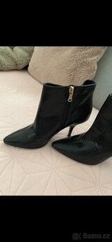 LUXUSNÍ DÁMSKÉ BOTY PATRIZIA PEPE, nové, kožené