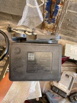 Jednotka ABS Audi A3