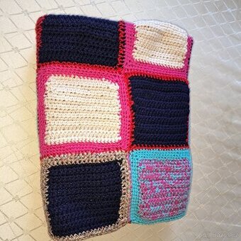 DEKA/přehoz ruční práce - Handmade N.O.V.Á.