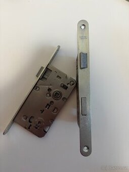 Zadlabávací zámek