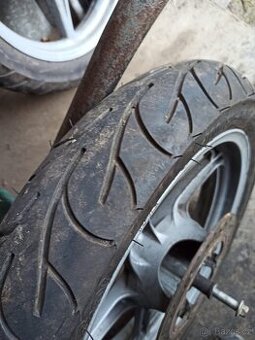 Prodám pneu