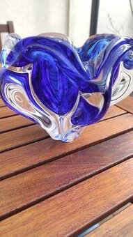 Popelník hutní sklo