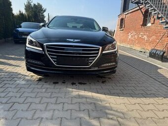 Genesis Hyundai Nove v CR max 12tis najeto