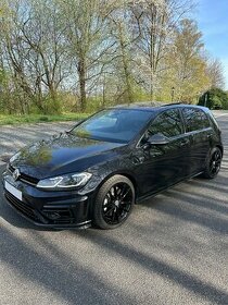 Golf R