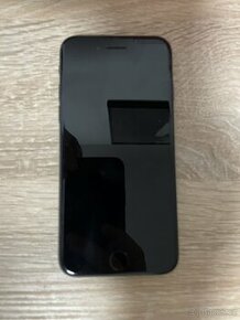 iPhone 7 128Gb Černý - 1
