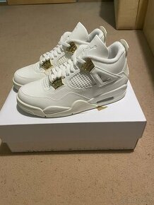 Nike air Jordan 4 Metallic gold