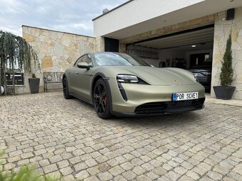 PORSCHE TAYCAN CROSS TURISMO 4S PLUS- NETTO 1,6 Mio.Kč