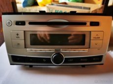 autoradio Toyota Avensis T27 - 1