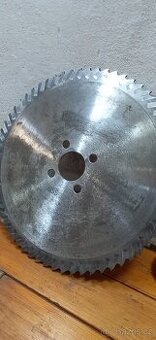 segmentový pilový kotouč na kov 350mm