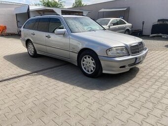 Mercedes-Benz C220 CDI W202 kombi SUPER STAV