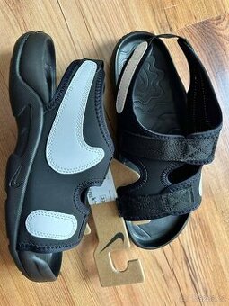 Nike nové sandále