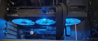 Prodám grafickou kartu Radeon RX 6700 XT 12GB - 1