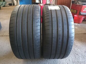 2xletní pneu 275/35/19.Goodyear.