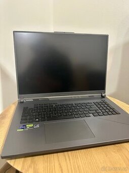 Asus Rog Strix G18