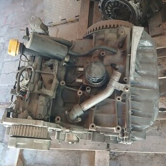 Motor 1.9 dci f9q renault