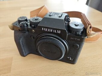 FujiFilm X-T4