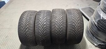 235/45 R18 98V