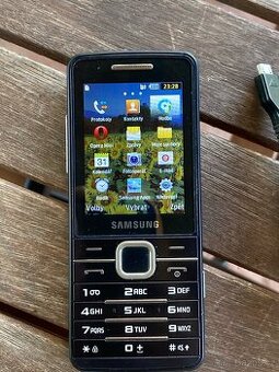Samsung GT-S5611