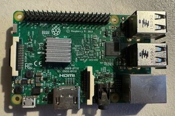 Raspberry Pi 3B - 1GB RAM + 32GB SD Karta