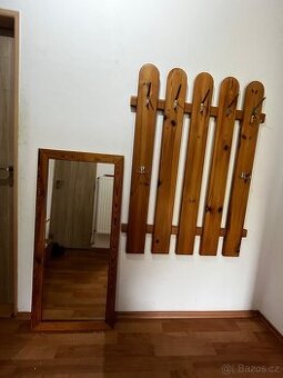 Odkládací stěna retro