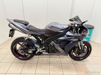 YAMAHA YZF - R1