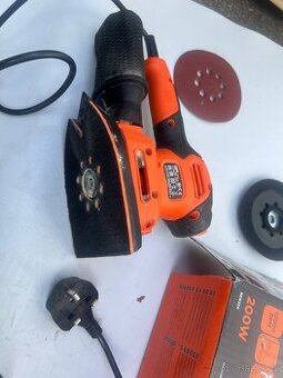 Multifunkční bruska Black Decker